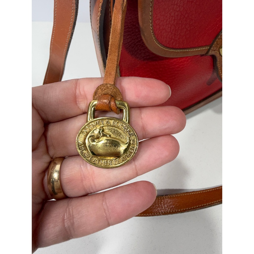 Dooney & Bourke Vintage All Weather Leather Crossbody Bag Red Tan USA Made - Picture 4 of 16